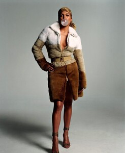 JLO_07.thumb.jpg.d6d39acf38d1ae63b4bf299409c60371.jpg