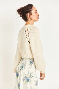 K1385-1465-MARSHECROPCARDIGAN-ANTIQUEWHITE-004.webp
