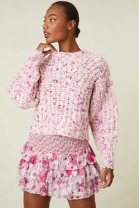 K1438-1517-VOLLARESWEATER-BERRYMEDLEY-001.webp