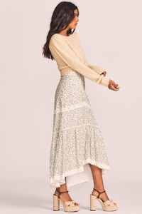 LS448-1129-SISTO-SKIRT-WHITE-GARDEN-STREAM-003.jpg