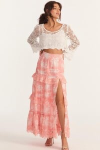 LS492-1150-ARIAHSKIRT-CORALROMANCEROSARIVER_001.jpg