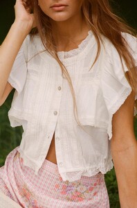 LT215-289-NORA_TOP-WHITE-001.jpg