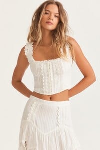 LT904-1170-GEORGIEBUSTIER-TRUEWHITE_002.jpg