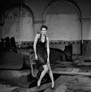 Lynne_Koester_Alaia_Peter_Lindbergh_1985_01.jpg