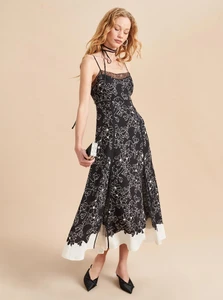 NORA-DRESS-BLACK-CREAM-751.webp