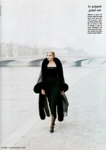 Nadja_Auermann_VogueParis_August1991_Andre_Carrara_06.jpg