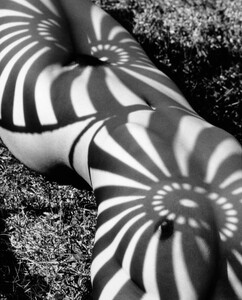 Neith_Hunter_Herb_Ritts_1985_01.jpg