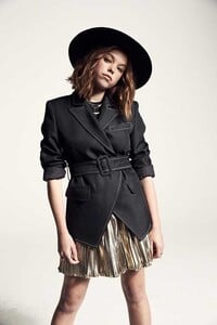 Outtakes_282129.jpg