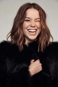 Outtakes_283429.jpg