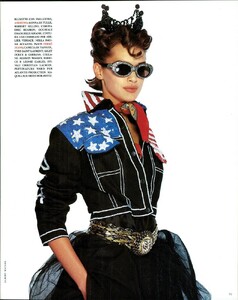 Patricia_Hartmann_VogueIT_May1992_Albert_Watson_06.jpg