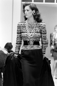 Rochelle_Redfield_Chanel_FW1985_HC_14.jpg