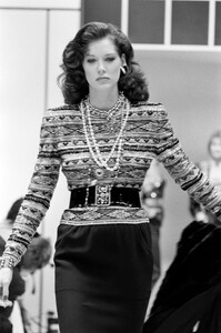 Rochelle_Redfield_Chanel_FW1985_HC_15.jpg