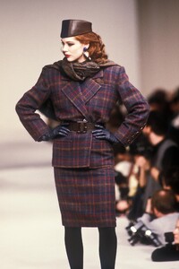 Rochelle_Redfield_Yves_Saint_Laurent_FW1985_13.jpg