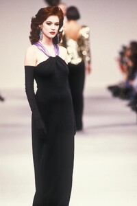 Rochelle_Redfield_Yves_Saint_Laurent_FW1985_23.jpg