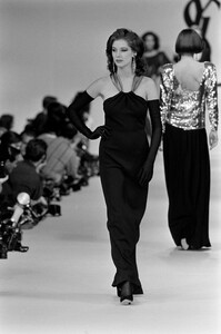 Rochelle_Redfield_Yves_Saint_Laurent_FW1985_24.jpg