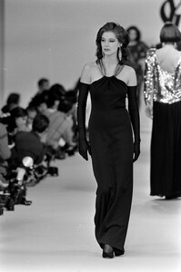 Rochelle_Redfield_Yves_Saint_Laurent_FW1985_25.jpg