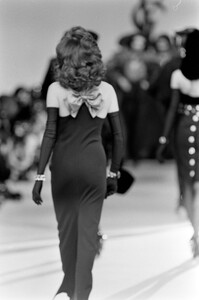 Rochelle_Redfield_Yves_Saint_Laurent_FW1985_31.jpg