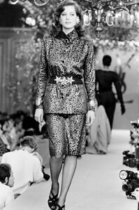 Rochelle_Redfield_Yves_Saint_Laurent_FW1985_Couture_14.jpg