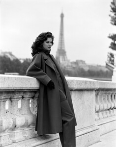 Rochelle_Redfield_Yves_Saint_Laurent_FW1985_Couture_Advance_16.jpg