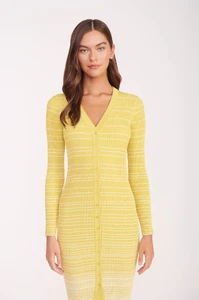 SHOKO_SWEATER_POLLEN_WHITE_BRIGITTE_MULE_PAPER_04958_web_6ee6c3d7-867c-45e7-82e5-cbb9a550ce4c.webp