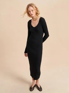 SUTTON-DRESS-BLACK-1802.webp