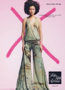 Saks_Fifth_Avenue_Spring_Summer_2009_01.thumb.jpg.576933984a312ffde99bdf36ad78d2d6.jpg