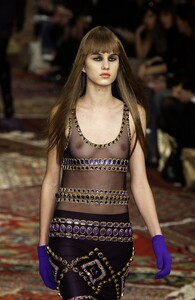 SheilaKleinf03_LauraBiagiotti-3n.thumb.jpg.509c335caf6846c5247b6b2ac061d1f7.jpg