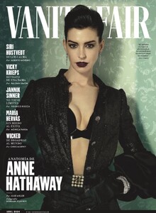 Vanity Fair Spain 424.jpg