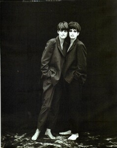 VogueIT_March1989_Peter_Lindbergh_04.jpg