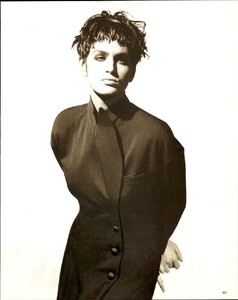 VogueIT_March1989_Peter_Lindbergh_09.jpg