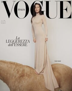 Vogue Italy 424.jpg