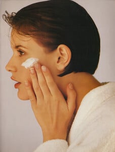 VotreBeauteFr0584no577_027.thumb.jpg.91c9254eddcc582bab04544087a3b1d3.jpg