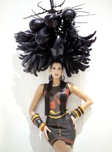 Yasmeen_Ghauri_Gianfranco_Ferre_SS1993_GP_Barbieri_02.jpg