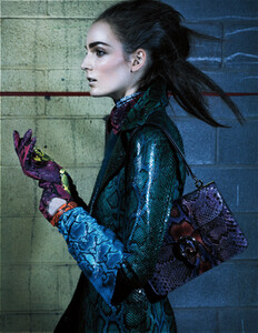 Zuzanna_Bijoch_by_Craig_McDean_(Heaven_Snake_-_Interview_June_2011)_3.thumb.jpg.83d41bebe4121ec849ff1adacd55e387.jpg