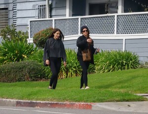 ashlee-simpson-out-in-los-angeles-01-24-2024-2.jpg