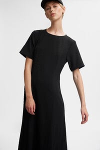 black-glennagz-kjole2.jpg