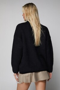 black-turtleneck-relaxed-long-sleeve-sweater-2.thumb.jpg.9cdab582517d6aa6f48a95e846dfd8cd.jpg