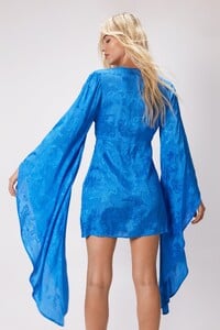 blue-jacquard-extreme-flared-sleeve-cut-out-mini-dress-2.thumb.jpg.f19012ac7fe8ac2614300586b30897ef.jpg