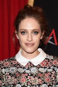 carly-chaikin-2016-afi-awards-in-beverly-hills-ca-3.jpg