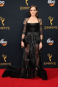 carly-chaikin-68th-annual-emmy-awards-in-los-angeles-09-18-2016-1.jpg