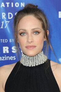 carly-chaikin-fragrance-foundation-awards-in-new-york-06-14-2017-3.jpg