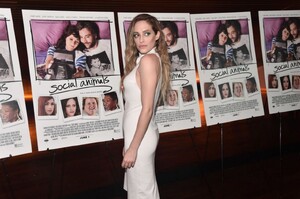 carly-chaikin-social-animals-premiere-in-los-angeles-05-30-2018-0.jpg