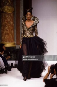ceyla f92hanaeHC--967870540-.jpg