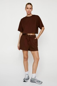 chocolate-boxy-crop-t-shirt-and-shorts-two-piece-set.thumb.jpg.9a9ca2587a8f56e5c729ecdc61798bee.jpg
