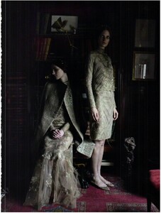 couture_11.thumb.jpg.cdeeb84a41d0f018737209326538ecfd.jpg