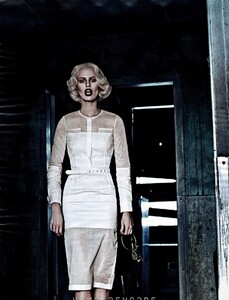 fashion_scans_remastered-steven_klein-interview-march_2012-scanned_by_vampirehorde-hq-6.thumb.jpg.58e38381625eef6f8254f8519bbdd9b5.jpg