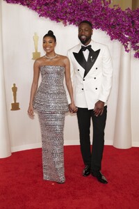 gabrielle-union-at-oscars-2024-red-carpet-0.jpg