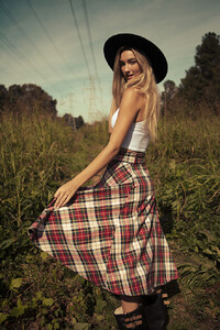 gallery_model_PLlIeUv5uQGz.thumb.jpg.1fd6029a8646b60aa22d424d3eb12ca1.jpg