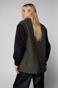 grey-wool-blend-hybrid-tailored-plaid-bomber-jacket-2.thumb.jpg.691720a2852f863ebb459414a40ecc3c.jpg