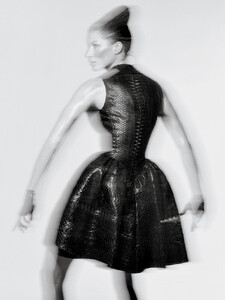 img-alaia-fig-4_134845951304-751x1000.thumb.jpg.d12228eb41f7226a63265602edbcdd87.jpg